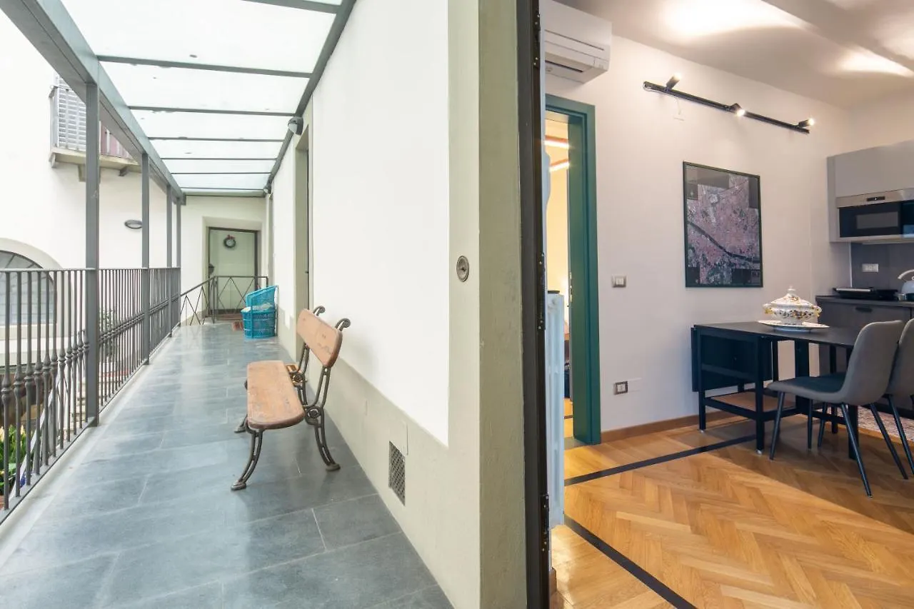 Tintori Apartment Floransa